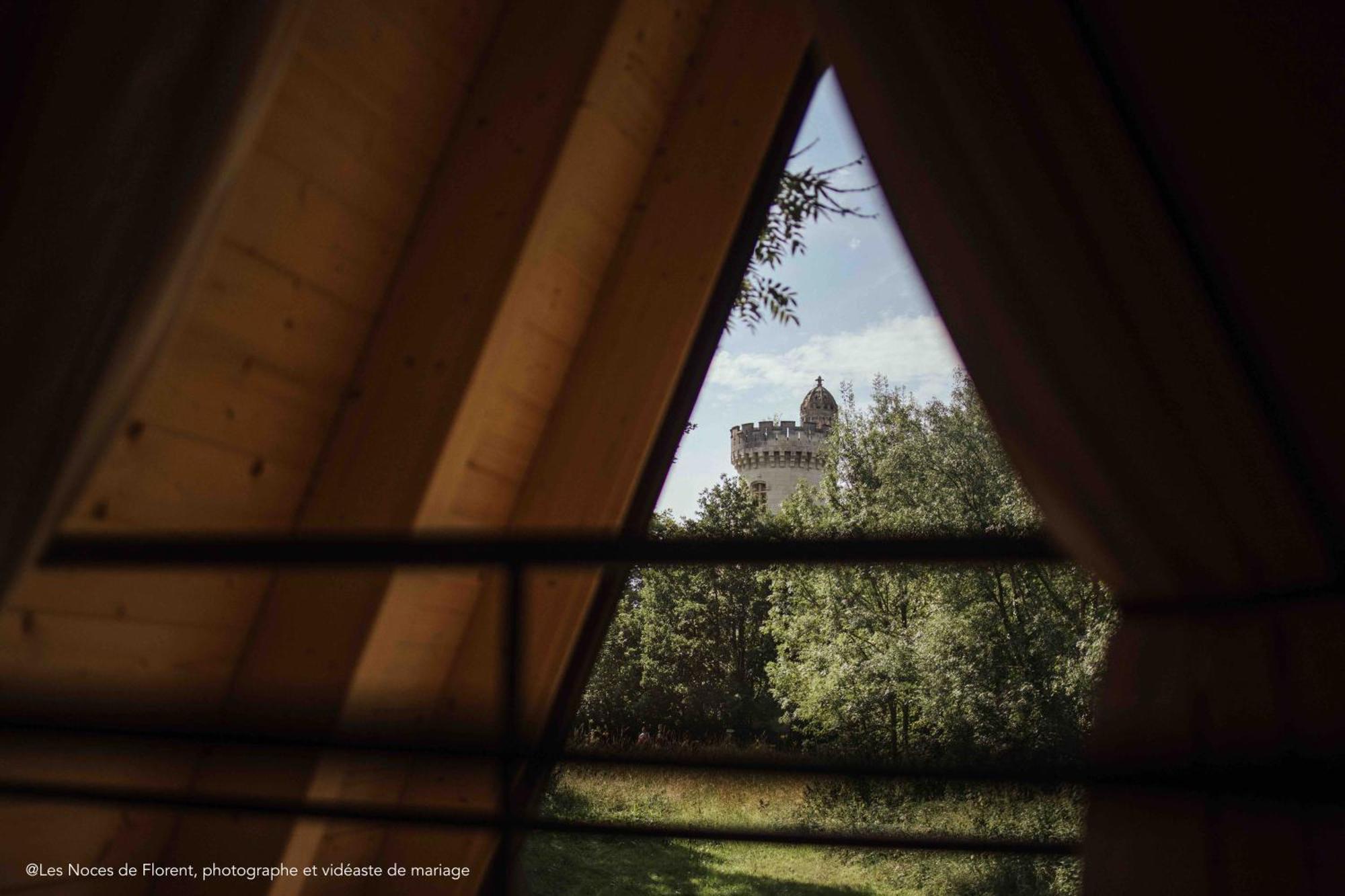 Ecolodges De Reve Dans Un Chateau De Conte De Fees Les-Trois-Moutiers Екстериор снимка